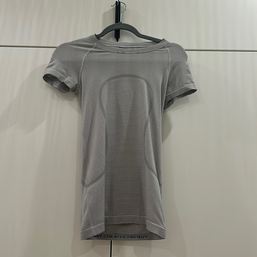 Striped Lululemon swiftly tech